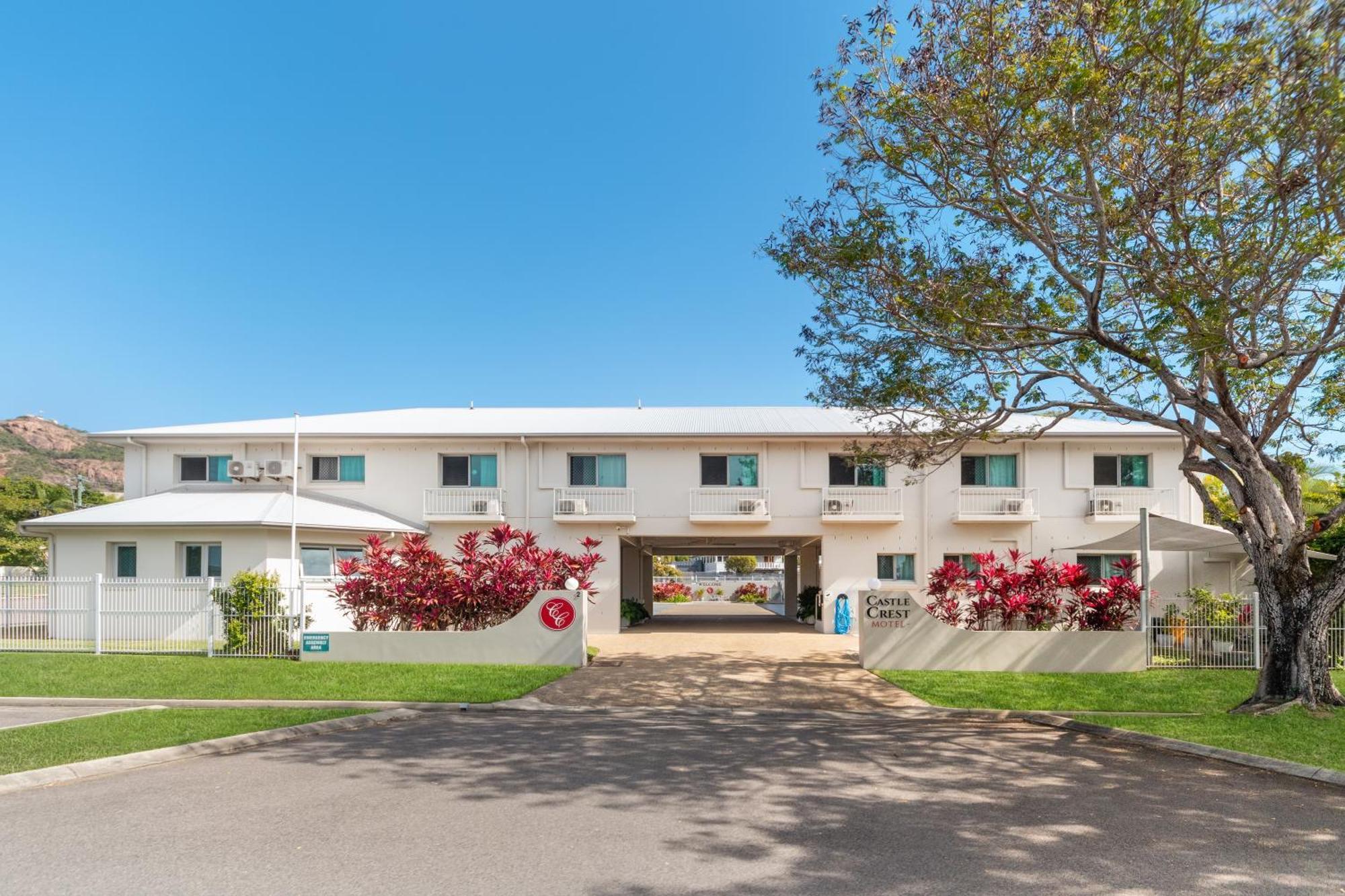 Castle Crest Motel Townsville Exterior photo