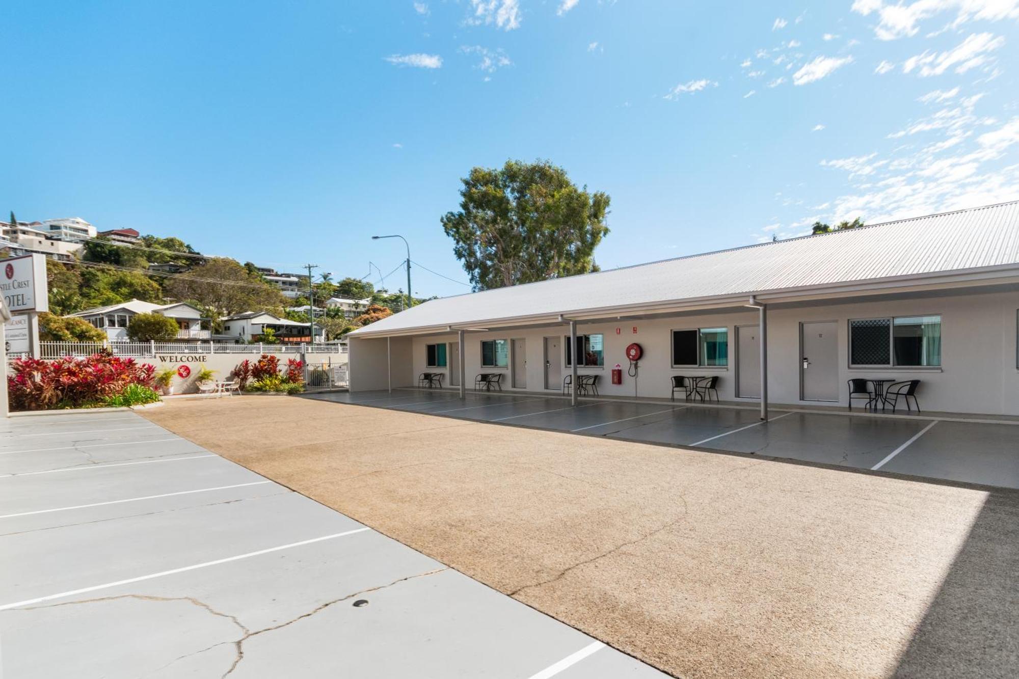 Castle Crest Motel Townsville Exterior photo